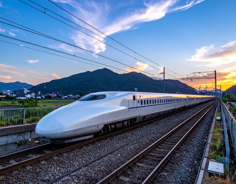 2026年最新】JREポイントの貯め方完全ガイド！確認必須の注意点と効率 